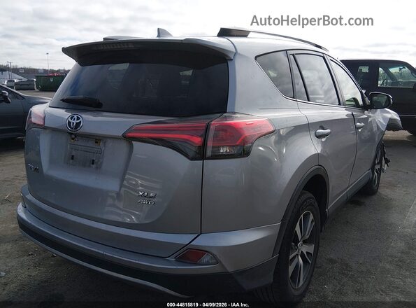 JTMRFREV5JJ211284 2018 TOYOTA LE Silver Rear right