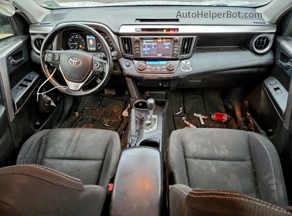 JTMWFREV4HJ720957 2017 TOYOTA LE White Vista del salpicadero