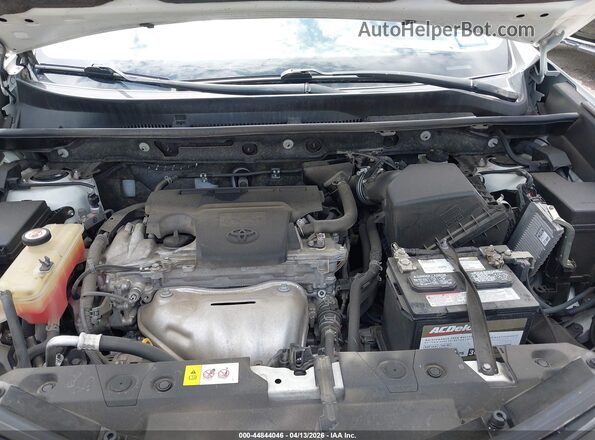 JTMWFREV5JJ722397 2018 TOYOTA LE White 