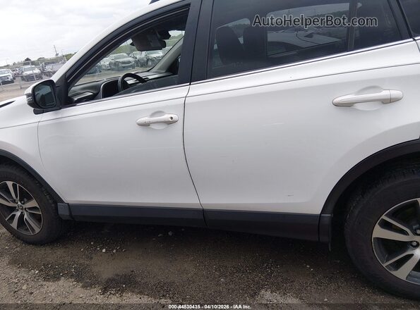 JTMWFREV6JJ150577 2018 TOYOTA LE White სალონის 360-გრადუსიანი ხედი