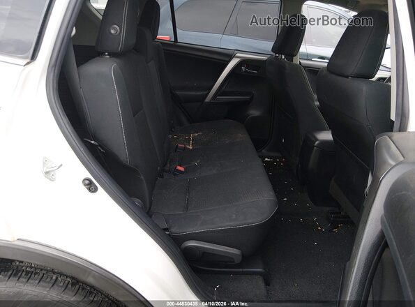 JTMWFREV6JJ150577 2018 TOYOTA LE White VIN კოდის სტიკერის ხედი