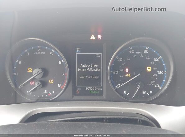 JTMWFREV7JJ166481 2018 TOYOTA LE Blue Vista de los asientos traseros