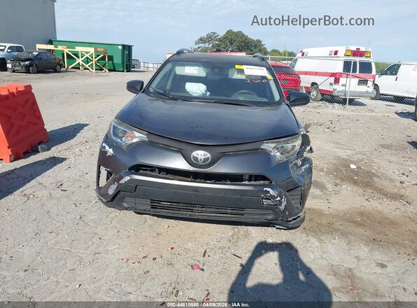 JTMZFREV1HJ104940 2017 TOYOTA LE Gray Widok z przodu