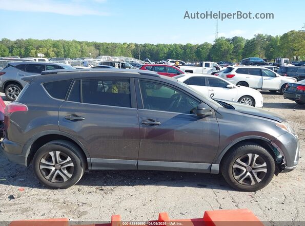 JTMZFREV1HJ104940 2017 TOYOTA LE Gray Widok wnętrza z tyłu