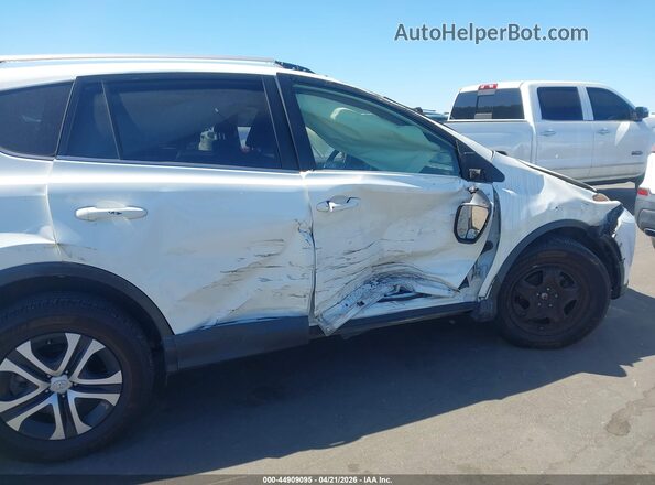 JTMZFREV6GJ065891 2016 TOYOTA LE White Front view