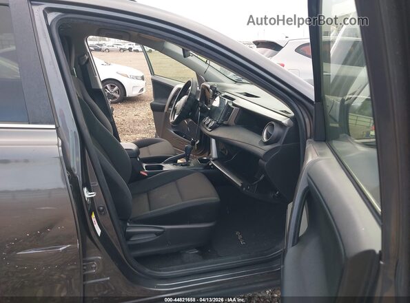 JTMZFREV9JJ206637 2018 TOYOTA LE Gray 