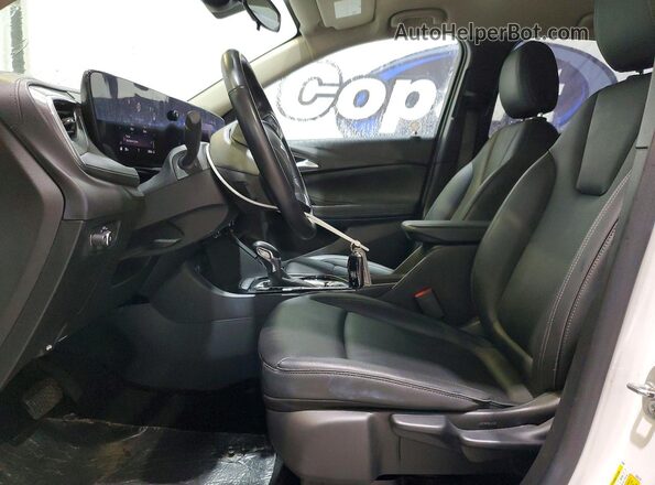 KL4AMESL1RB126070 2024 BUICK ENCORE White Widok wnętrza z przodu
