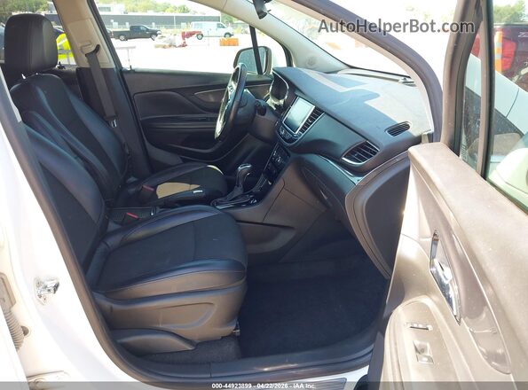 KL4CJASBXKB896730 2019 BUICK ENCORE White Widok wnętrza z przodu
