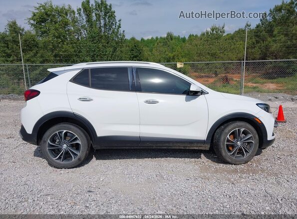 KL4MMFS25LB125702 2020 BUICK ENCORE White უკანა სალონის ხედი