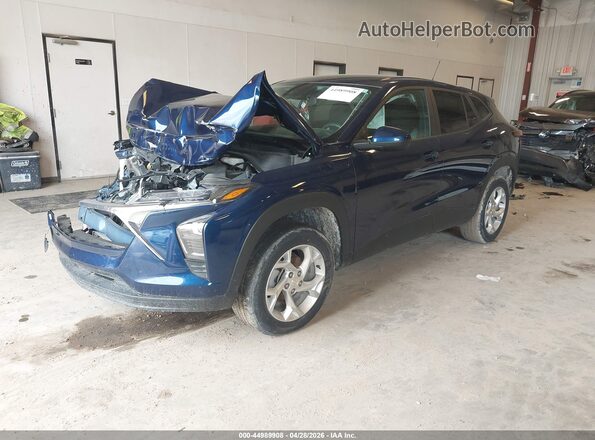 KL77LFE28RC075623 2024 CHEVROLET TRAX Blue Front left