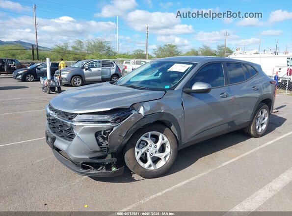 KL77LFEP1SC155119 2025 CHEVROLET TRAX Silver Front view