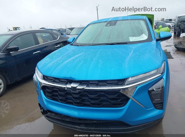 KL77LFEP1TC043440 2026 CHEVROLET TRAX Blue Rear interior view