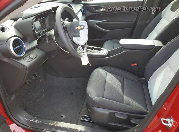 KL77LFEP5TC011638 2026 CHEVROLET TRAX Red 