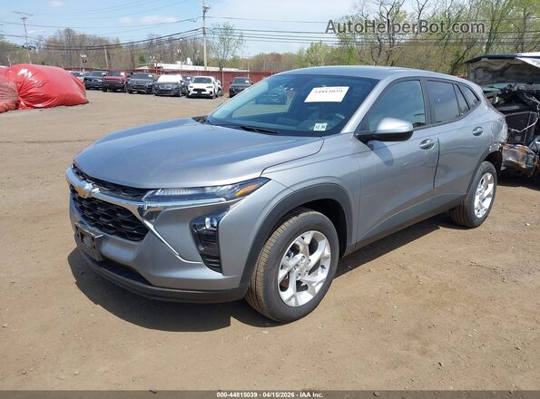 KL77LFEP9TC020374 2026 CHEVROLET TRAX Gray Przód lewy
