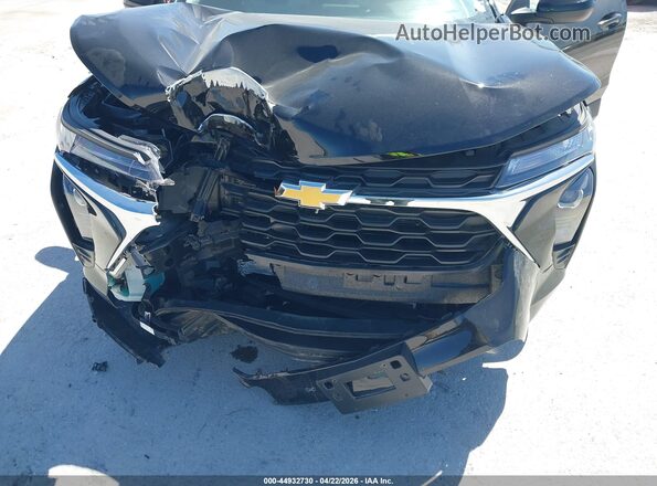 KL77LFEPXSC243246 2025 CHEVROLET TRAX Black Դիմացի տեսք