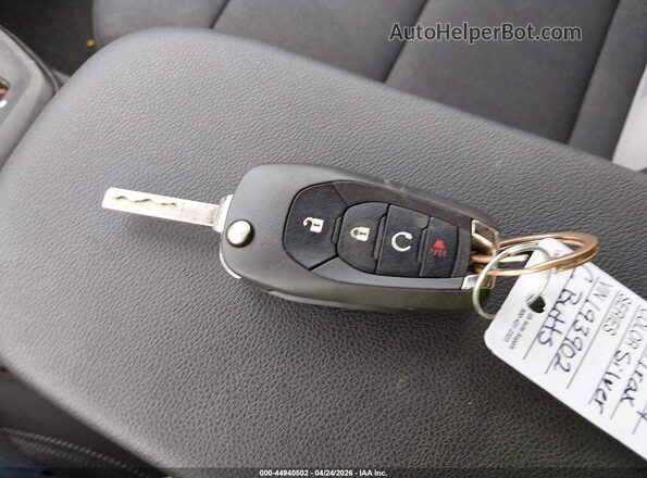 KL77LGE22RC193902 2024 CHEVROLET TRAX Silver Vista del salpicadero