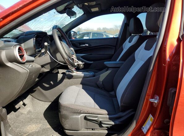 KL77LGE26RC098341 2024 CHEVROLET TRAX Orange Սալոնի դիմացի տեսք