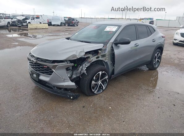 KL77LGEP2SC274125 2025 CHEVROLET TRAX Gray Widok z przodu