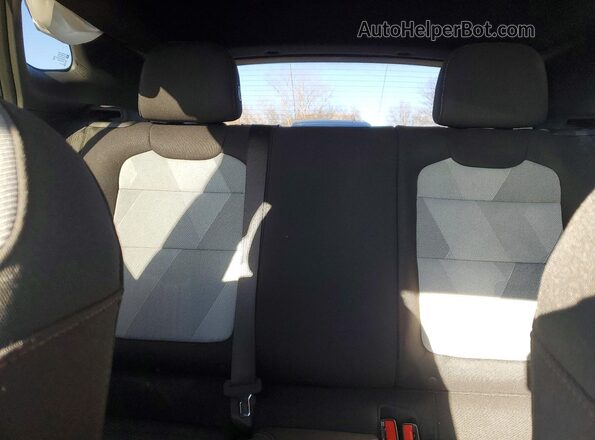 KL77LGEP3TC028959 2026 CHEVROLET TRAX Белый Вид задних сидений