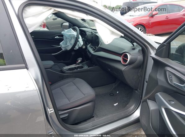 KL77LGEPXTC090522 2026 CHEVROLET TRAX Gray Вид салону спереду