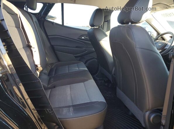 KL77LHEP2TC050084 2026 CHEVROLET TRAX Black Widok wnętrza z tyłu