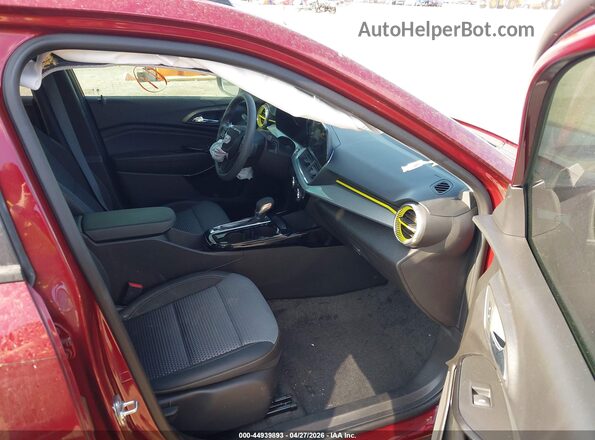 KL77LHEP4SC145650 2025 CHEVROLET TRAX Burgundy Widok wnętrza z przodu