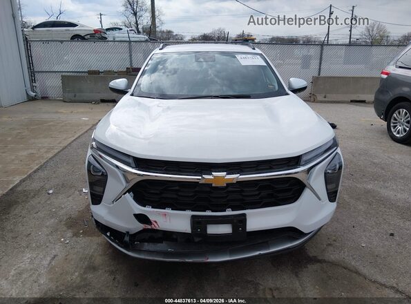 KL77LHEP9TC028020 2026 CHEVROLET TRAX White Instrument cluster view