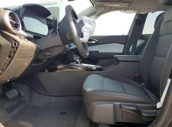 KL77LHEP9TC088931 2026 CHEVROLET TRAX Black Widok wnętrza z przodu