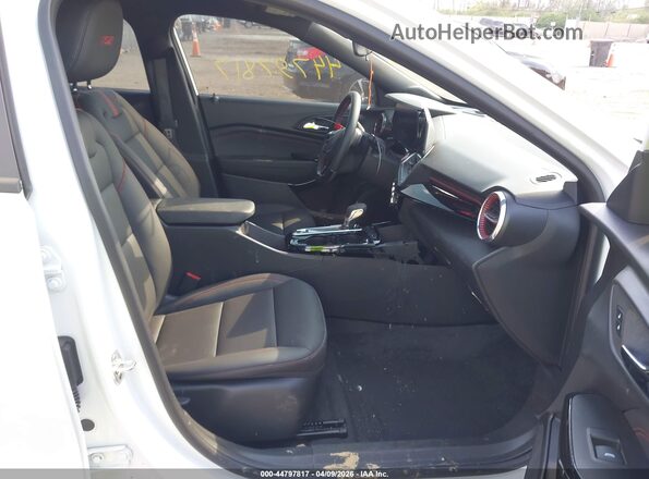 KL77LJEP2TC020963 2026 CHEVROLET TRAX White Front interior view