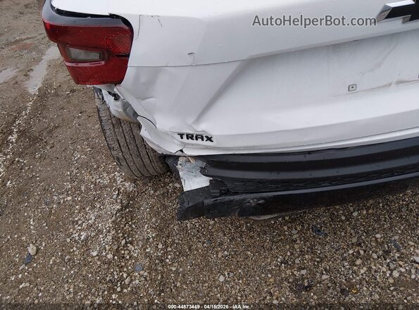 KL77LJEP5SC063837 2025 CHEVROLET TRAX White Widok z przodu