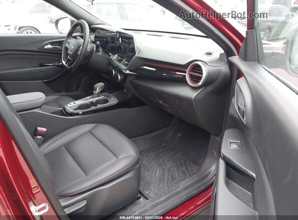 KL77LJEP8SC295977 2025 CHEVROLET TRAX Red Вид салону спереду