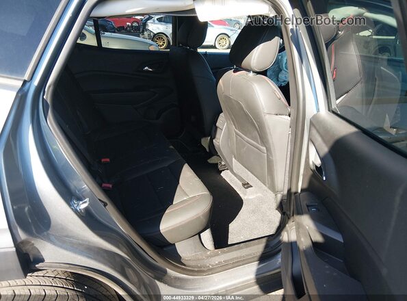 KL77LJEP9SC292831 2025 CHEVROLET TRAX Gray VIN կոդի պիտակի տեսք
