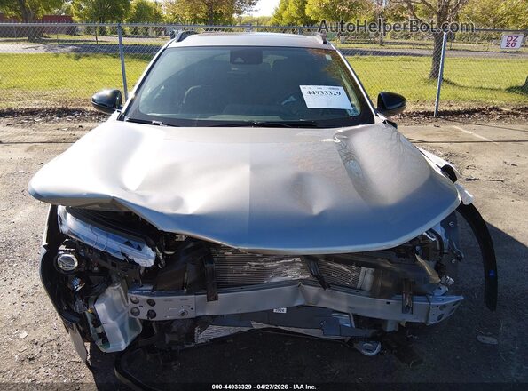 KL77LJEP9SC292831 2025 CHEVROLET TRAX Gray Առջևի վահանակի տեսք