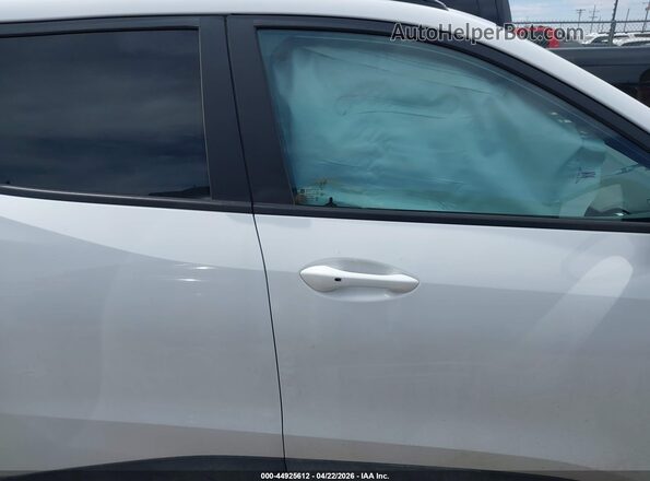 KL77LJEPXSC281000 2025 CHEVROLET TRAX White Սալոնի հետևի տեսք