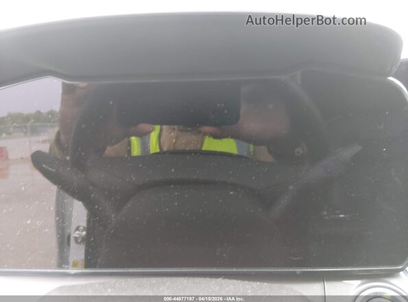KL77LKEP1SC134327 2025 CHEVROLET TRAX Белый Вид задних сидений