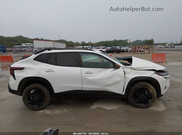 KL77LKEP1SC134327 2025 CHEVROLET TRAX Белый Панорамный вид салона 360°