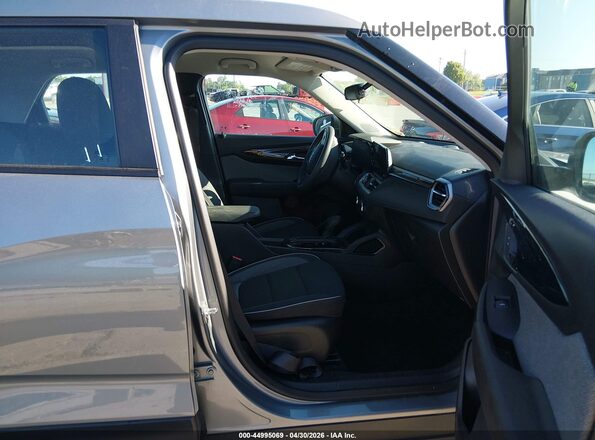KL79MMS22RB086573 2024 CHEVROLET TRAILBLAZER Gray წინა სალონის ხედი