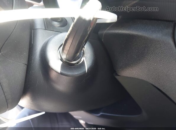 KL79MMS25MB106792 2021 CHEVROLET TRAILBLAZER Blue Вид панелі приладів