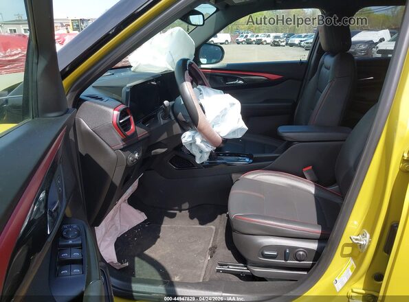 KL79MTSL3RB088223 2024 CHEVROLET TRAILBLAZER Yellow წინა სალონის ხედი