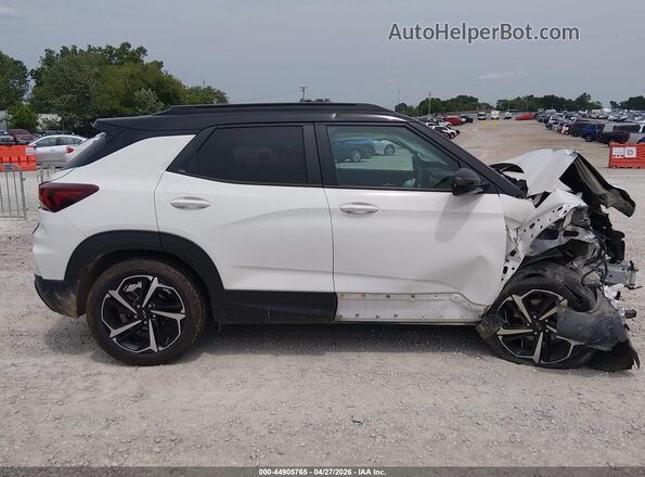 KL79MTSLXPB018909 2023 CHEVROLET TRAILBLAZER Белый Вид задней части салона