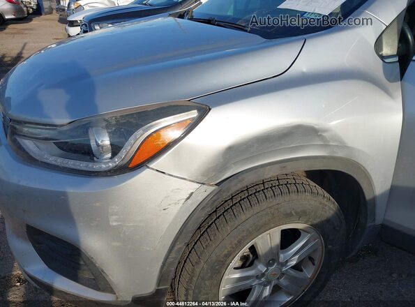 KL7CJLSB0JB715356 2018 CHEVROLET TRAX Silver 