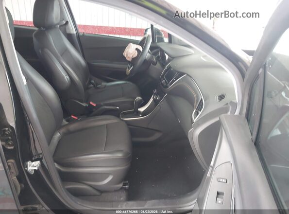 KL7CJLSB1MB303774 2021 CHEVROLET TRAX Black Вид салону спереду
