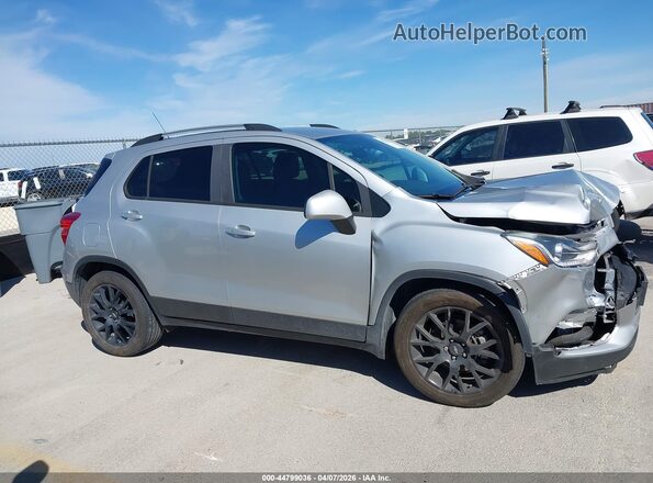 KL7CJLSB1MB337584 2021 CHEVROLET TRAX Silver უკანა სალონის ხედი