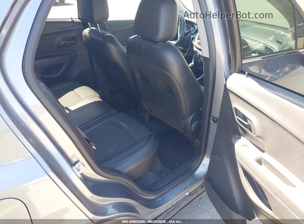 KL7CJLSB2KB896526 2019 CHEVROLET TRAX Silver 