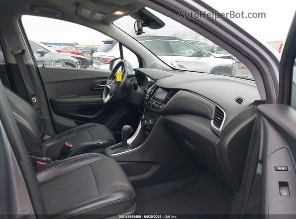 KL7CJLSB4KB907039 2019 CHEVROLET TRAX Gray Vista interior delantera
