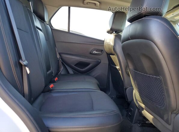 KL7CJLSB5KB750525 2019 CHEVROLET TRAX White უკანა სალონის ხედი