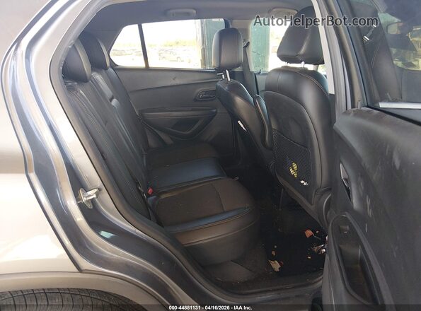 KL7CJLSB6KB847376 2019 CHEVROLET TRAX Gray Widok naklejki z numerem VIN