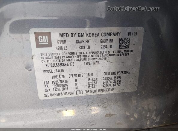 KL7CJLSB6KB847376 2019 CHEVROLET TRAX Gray Widok komory silnika