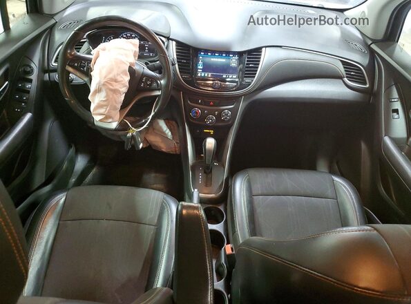 KL7CJLSB7JB634189 2018 CHEVROLET TRAX White Dashboard view
