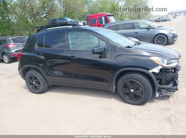 KL7CJLSB8MB309684 2021 CHEVROLET TRAX Black Vista interior trasera